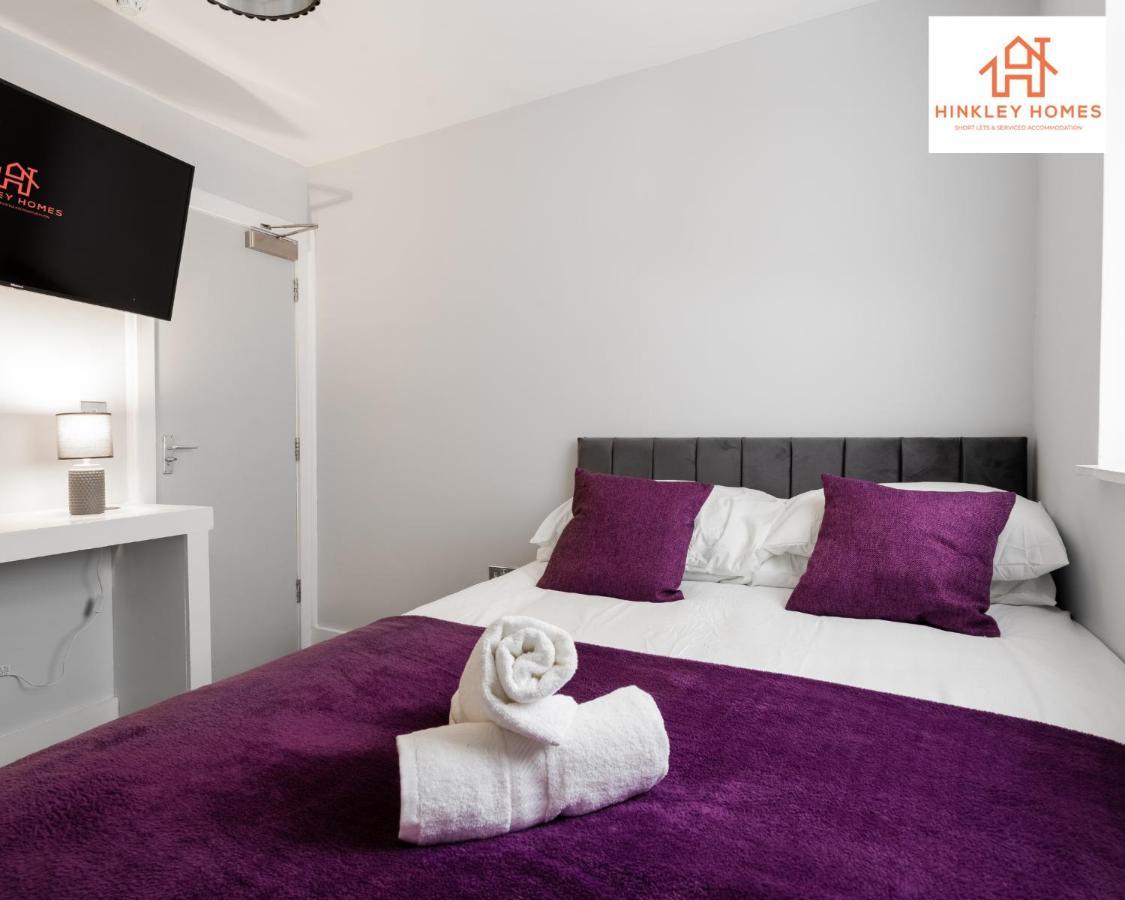 Supersized House 6 Beds Sleeps 14 W Garden & Carpark By Hinkley Homes Short Lets & Serviced Liverpool