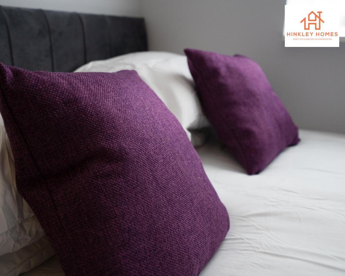 Supersized House 6 Beds Sleeps 14 W Garden & Carpark By Hinkley Homes Short Lets & Serviced * Liverpool